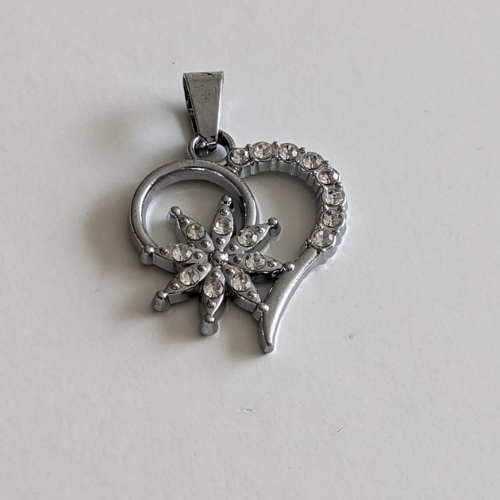 Women's Heart Necklace | Heart Shaped Necklace | Zelle Noir LTD