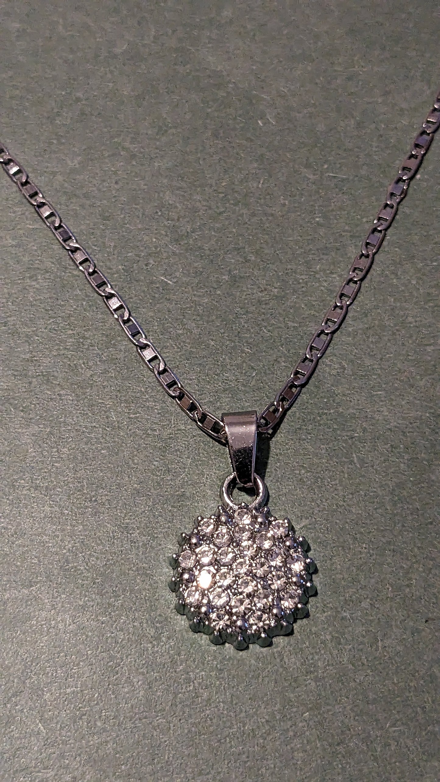 Women's Round Necklace | Classic Crystal Necklace | Zelle Noir LTD